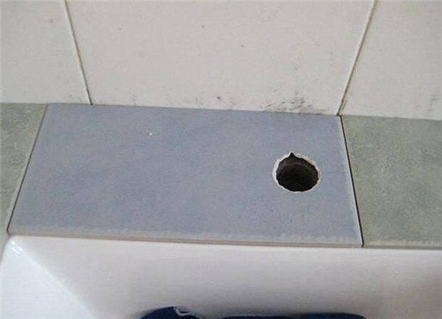 瓷砖墙面打孔后修补视频(瓷砖墙面打孔后修补视频讲解) 瓷砖墙面打孔后修补视频(瓷砖墙面打孔后修补视频讲解)